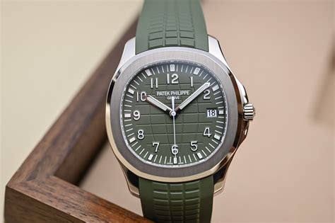 patek philippe aquanaut green price.